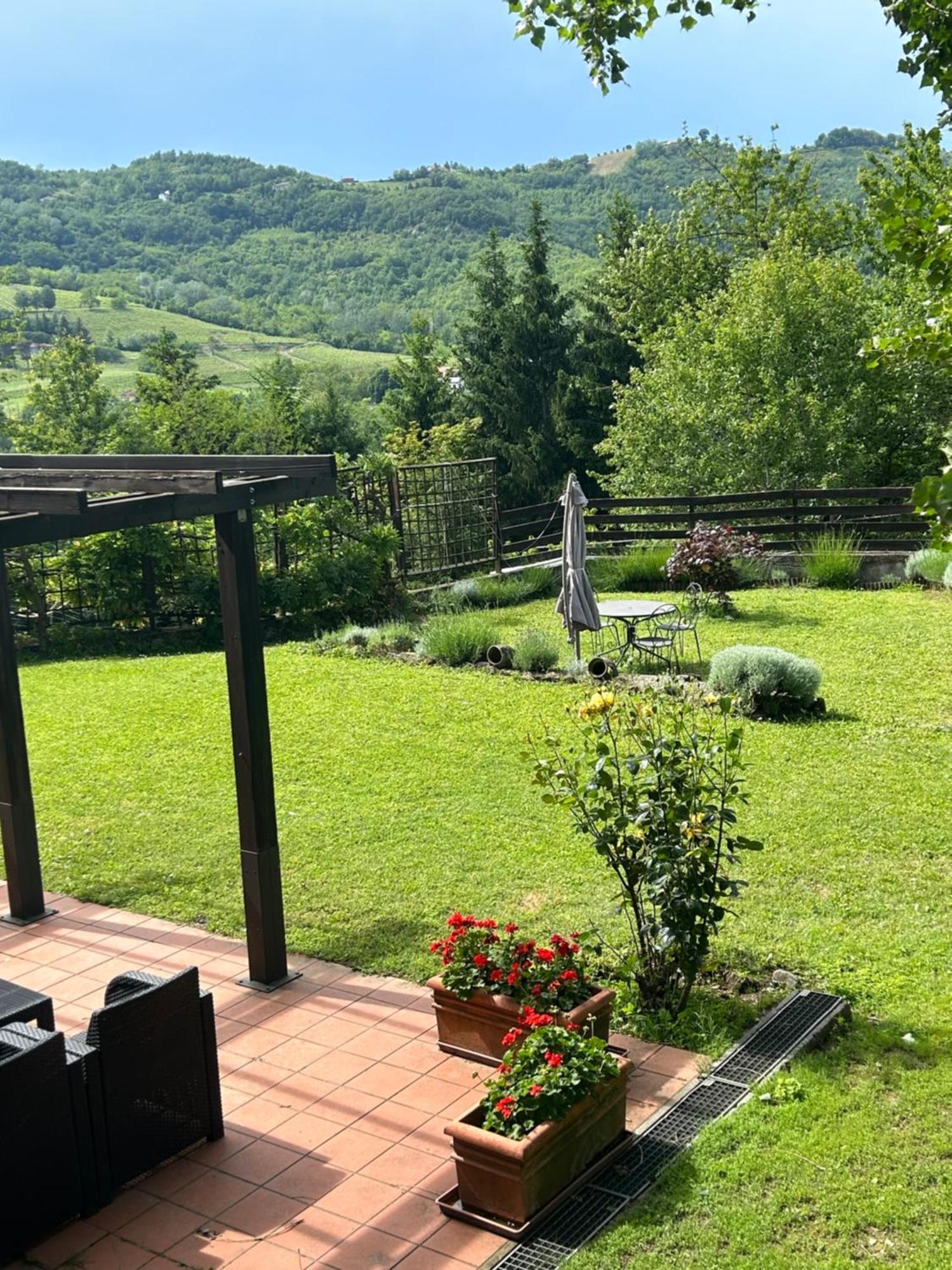 Cascina Ciosse B&B Grognardo Экстерьер фото